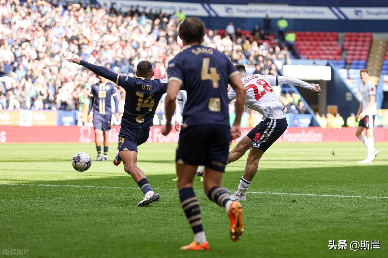 分区决赛抢七大战对决在即！迈阿密热火演练定位球，阿森纳密集防守应对的简单介绍